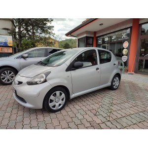 TOYOTA AYGO 1.0 VVT-i SOL